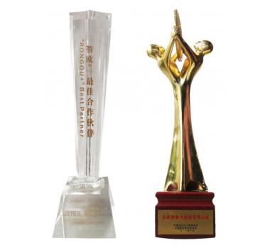 蓉歐+ 最佳合作伙伴  最具競爭力貨運(yùn)支持企業(yè)